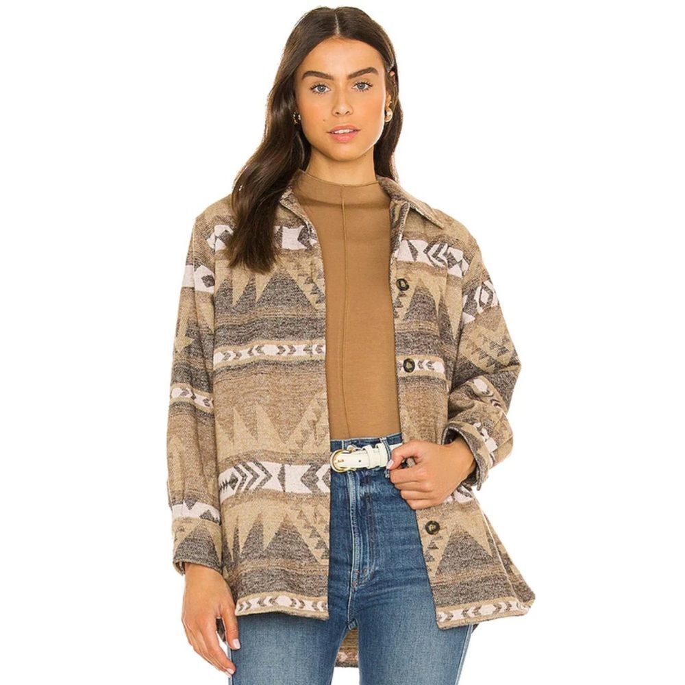 Southwestern Aztec Print Shacket Button Front Shirt Jacket Brown Tan Medium